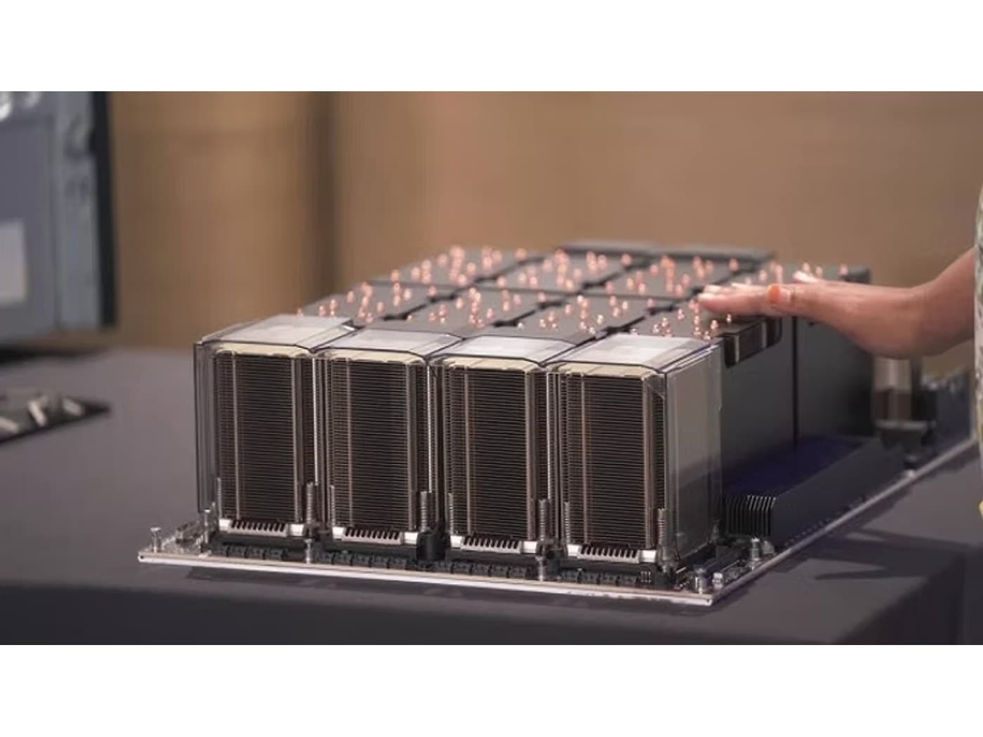 Nexus Compute 2x NVIDIA L40S 2U Compact Fine-Tuning Server hardware detail 2